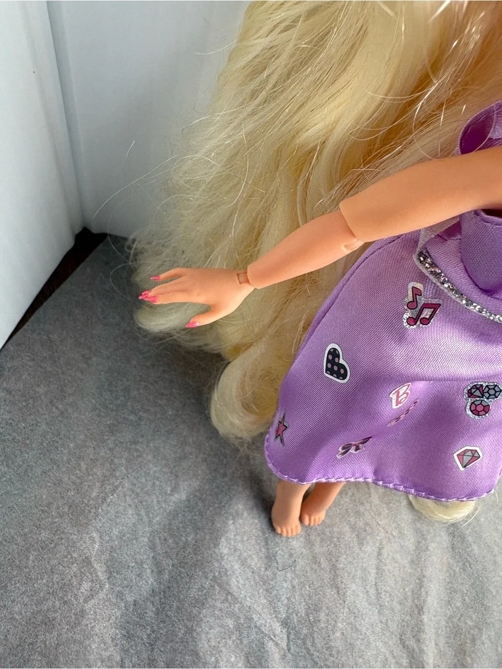 L.O.L. Surprise OMG Fly Gurl Fashion Doll Long Blonde Hair Brown Eyes Dress